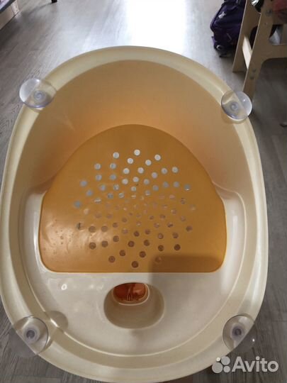 Стульчик для купания в ванной