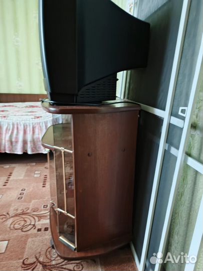 Тумба под телевизор