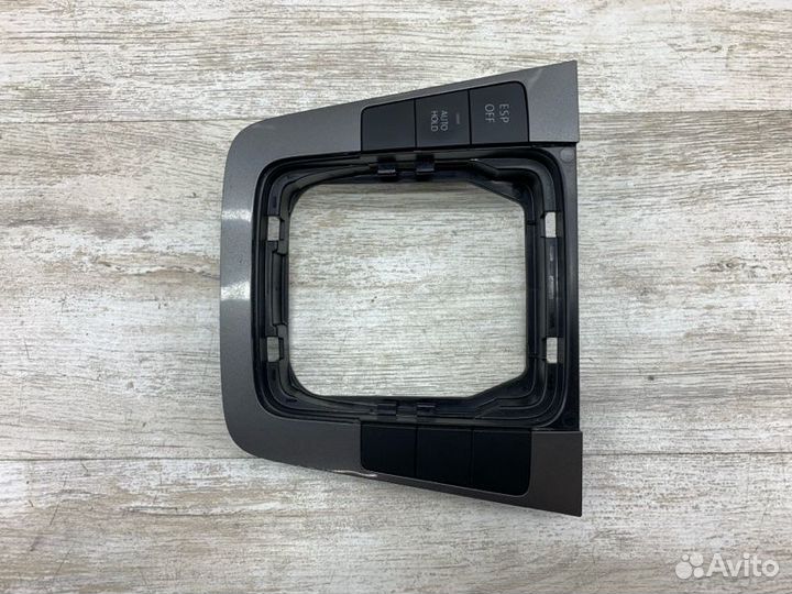 Накладка консоли кулисы Volkswagen Passat