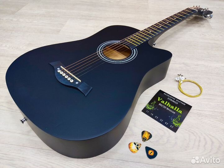 Гитара новая + струны Valhalla + медиаторы