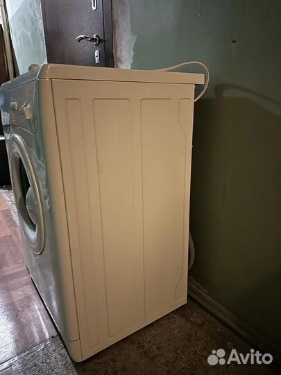 Стиральная машина indesit