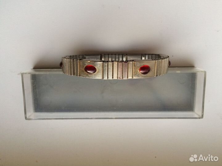 Магнитный браслет лечебный