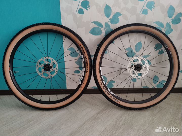 Вилсет Shimano WH-MT500 29