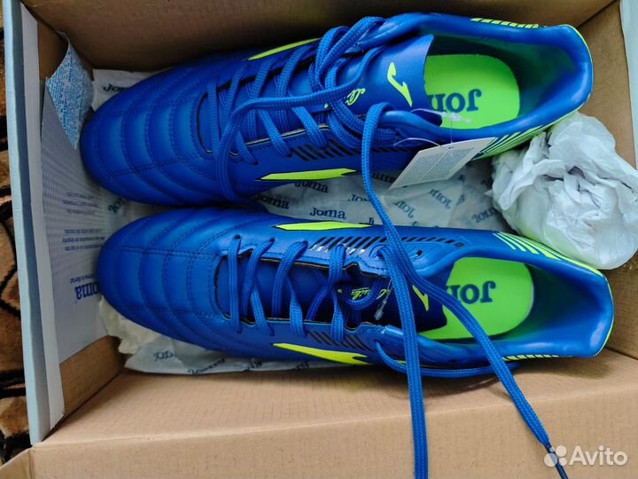 Футбольные бутсы Joma