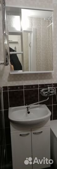Тумба и раковина ванную