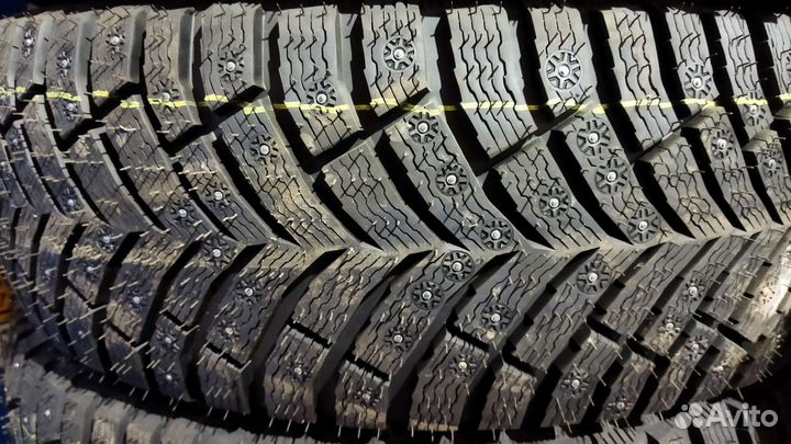 Michelin X-Ice North 4 SUV 225/65 R17