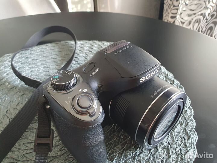 Sony cyber shot dsc h300