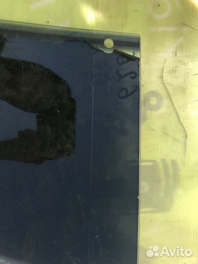 Стекло двери заднее правое Mazda 626 Gd 1988