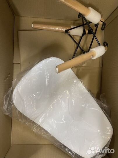 Стул eames детский