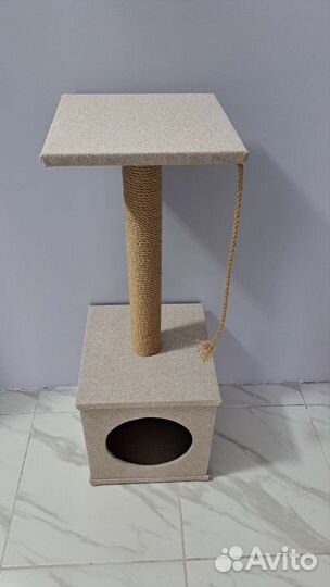 Кошачий домик с когтеточками