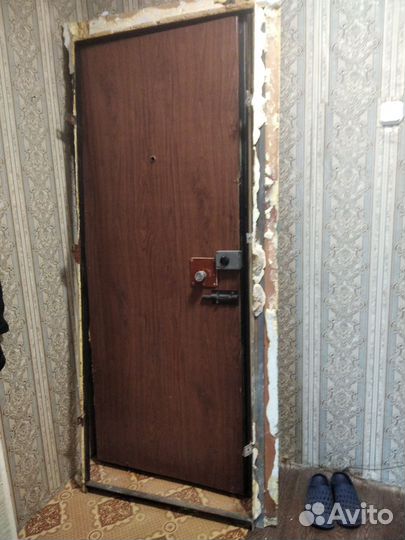 Дверь входная железная