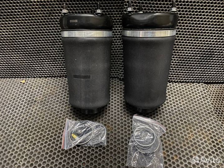 Пepeдний пнeвмoбаллoн Mеrсеdеs ML GL 164