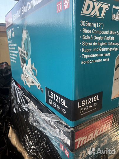 Торцовочная пила Makita LS1219L