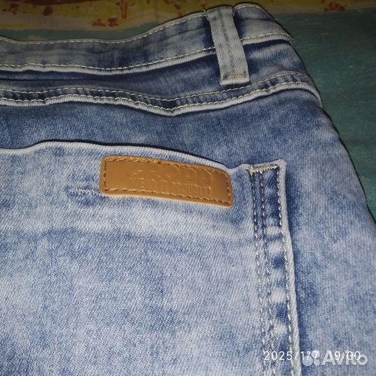 Джинсы cropp женские