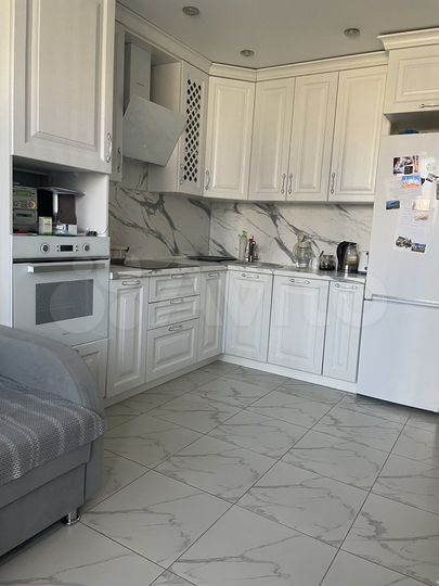 2-к. квартира, 67,7 м², 5/14 эт.