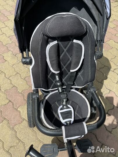 Велосипед детский трехколесный с ручкой