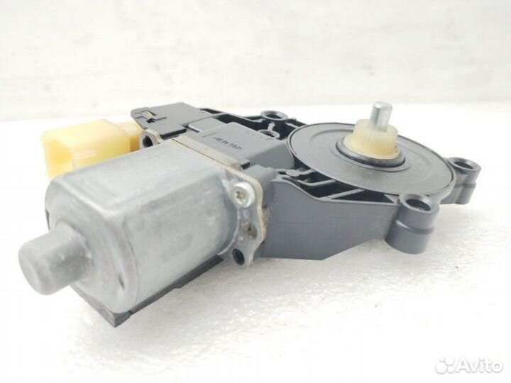 Моторчик стеклоподъемника передний левый Land