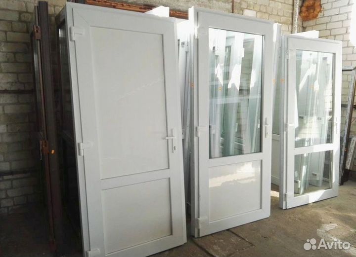 Пластиковая дверь. Дверь пвх