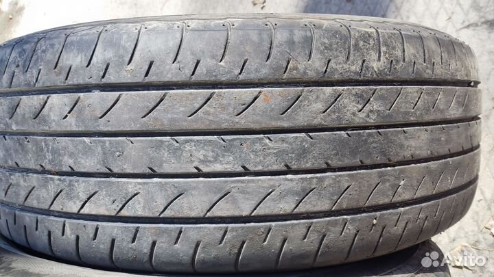 Yokohama BluEarth E51 225/60 R18