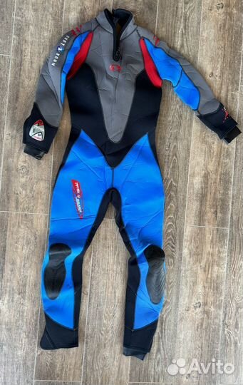 Гидрокостюм женский L