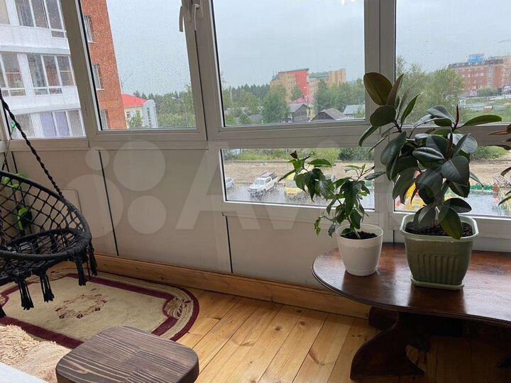 2-к. квартира, 50 м², 4/6 эт.