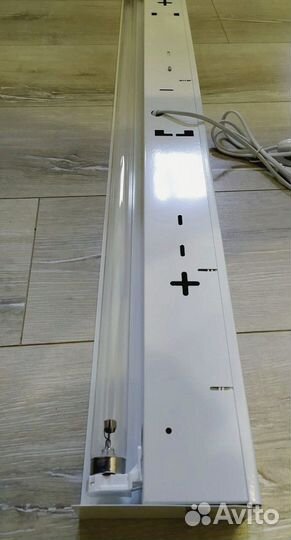 Бактерицидный облучатель 30Вт с лампой и шнуром