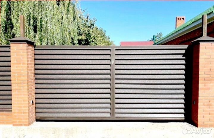 Забор из жалюзи ламелей под ключ