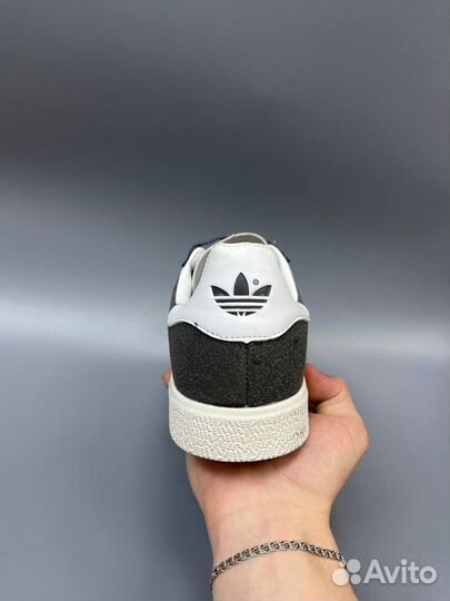 Adidas gazelle