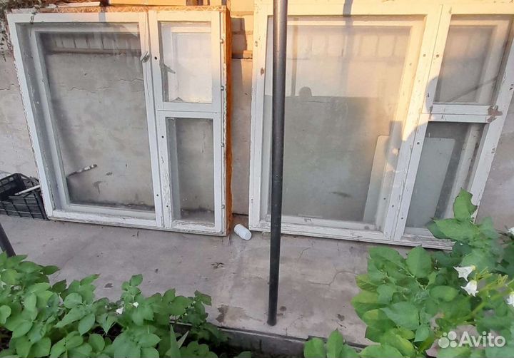 Деревянный оконный блок-рама