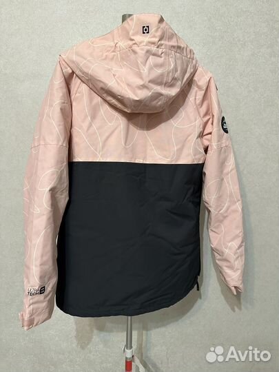 Куртка для сноуборда женская