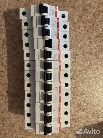 Автоматический выключатель abb