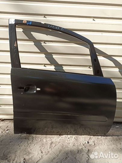 Дверь передняя правая Zafira B Зафира