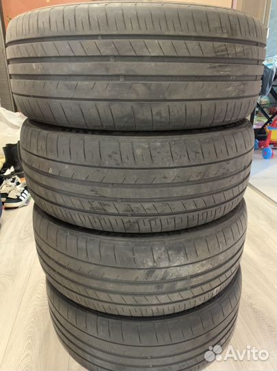 Habilead Headking S2000 215/55 R17 98W