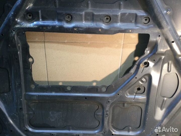 Капот Toyota Hilux 2005-2015