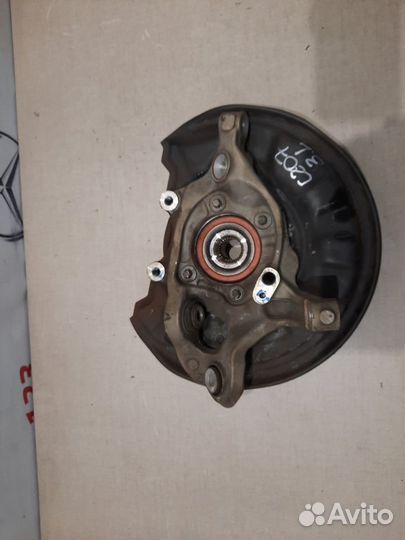 Ступица задняя левая Mercedes E250 C207 271.860