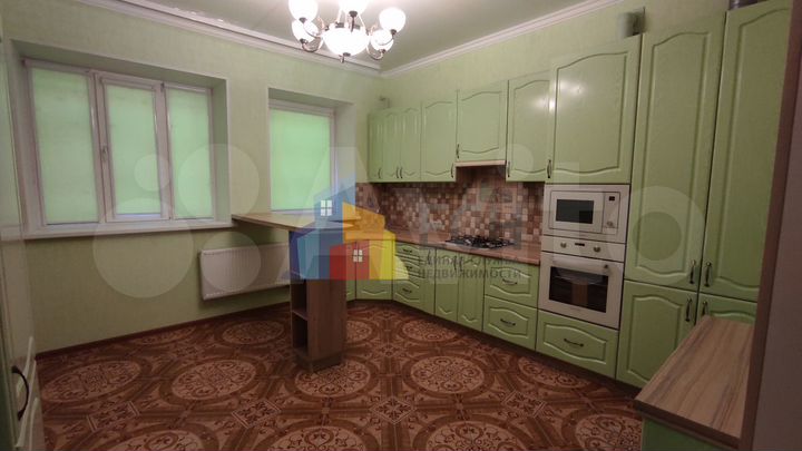 Таунхаус 108 м² на участке 1 сот.