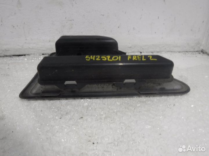 Накладка переднего крыла правого