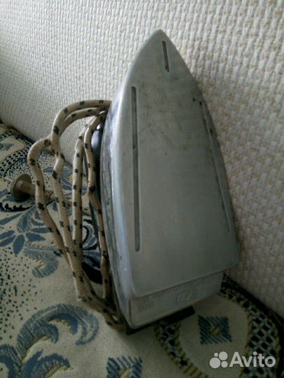 Утюг утп 1000-1.8.220