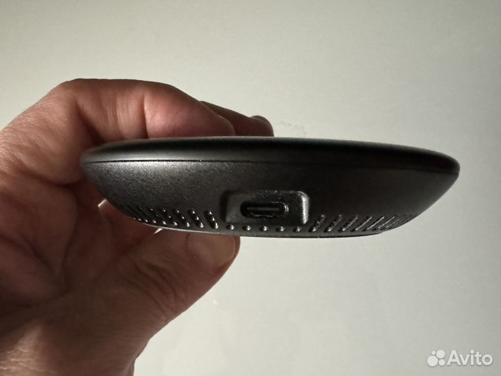 Беспроводное зарядное Samsung EP-P3105 в идеале