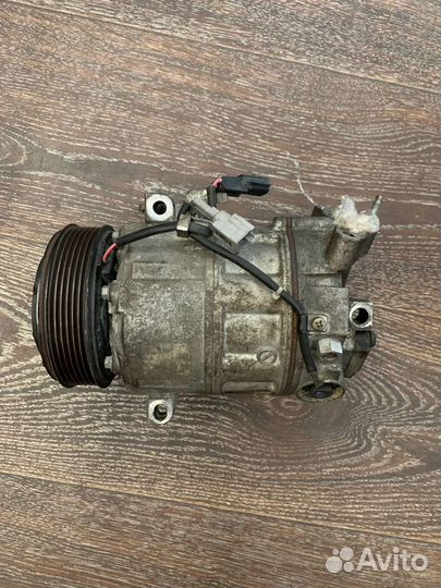 Компрессор кондиционера Nissan 2.0 Бензин MR20