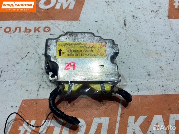 Блок управления подушками безопасности Mitsubishi