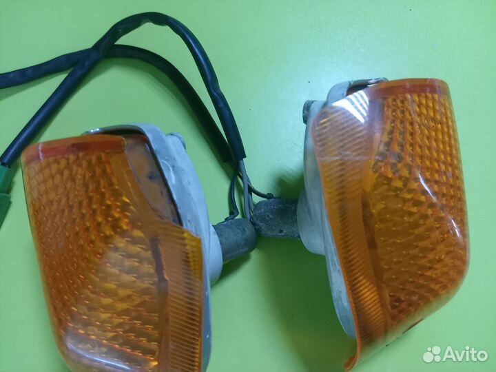 Задние повороты Kawasaki ZZR 400 2 пара