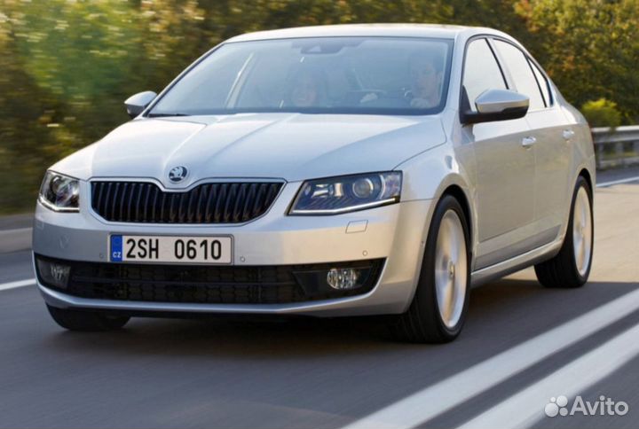 Стекло фары Octavia A7 А7