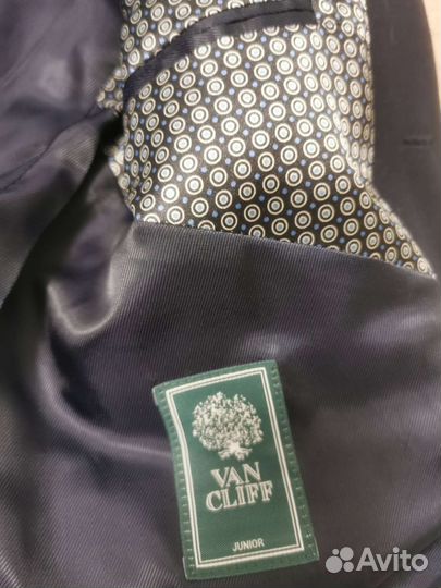 Школьный костюм, на выпускной, на 1 сентября