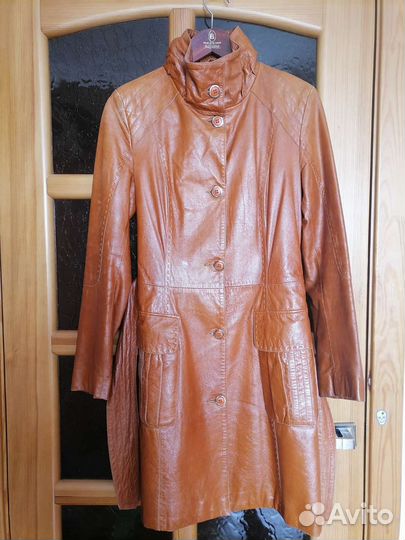 Кожаный плащ