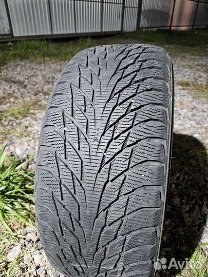 Nokian Tyres Hakkapeliitta R2 SUV 235/55 R17