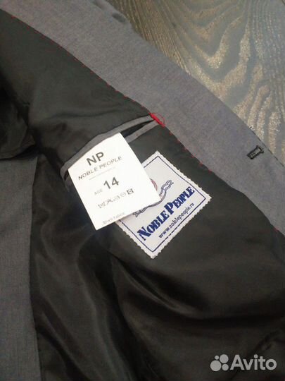 Костюм школьный 13-14 лет