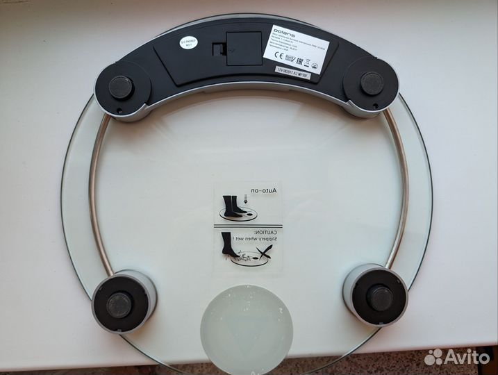 Весы напольные Polaris PWS 1514DG