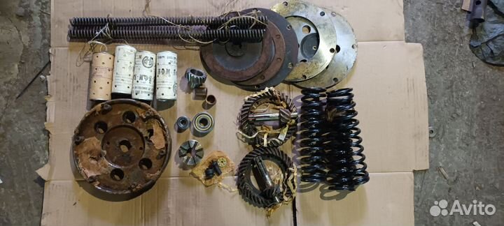 Новые запчасти на мотоцикл урал СССР