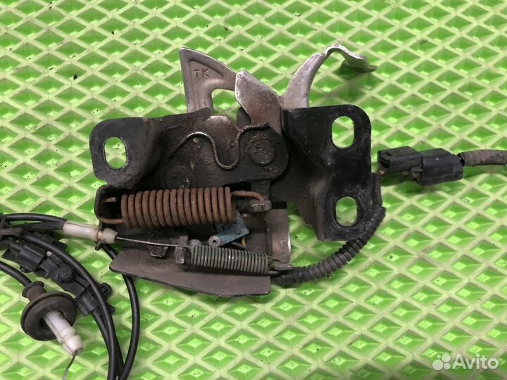 Замок капота Acura Mdx YD2 3.7 2008